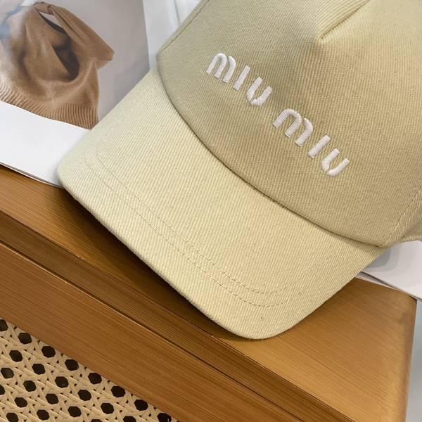 Miu Miu Hat MUH00197